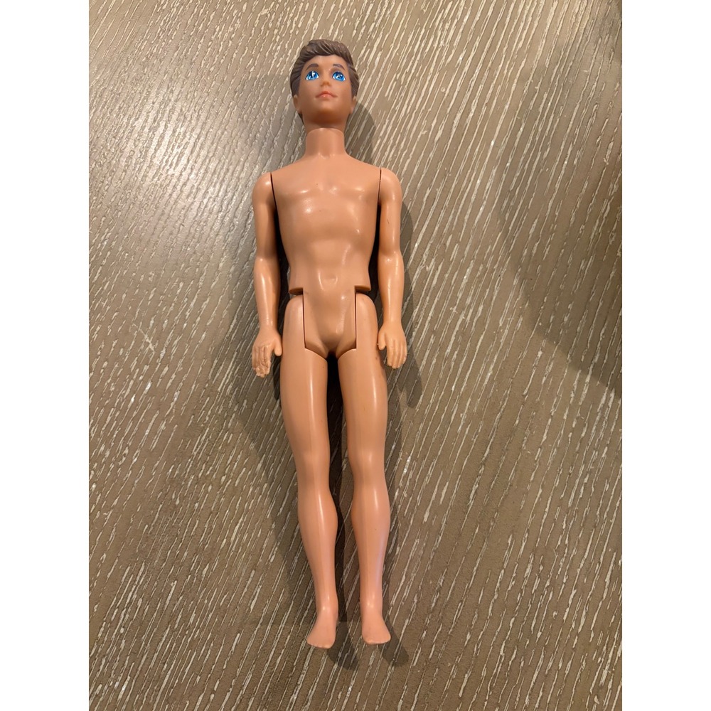 Kevin Cool Teen Boyfriend of Skipper 1990 Mattel 9325 Barbie Doll
